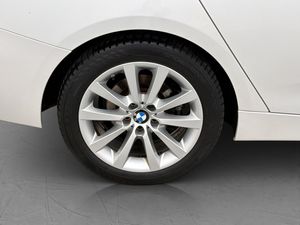 BMW 320 bild 27