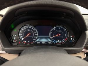 BMW 320 bild 13