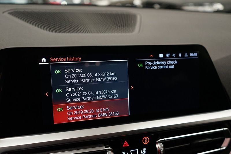 BMW 330 bild 13