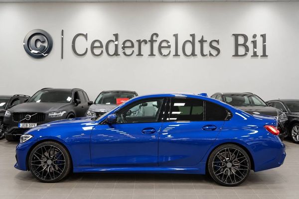 BMW 330 i xDrive Sedan M Sport Fullservad Drag P-värm SoV-hjul - 2020