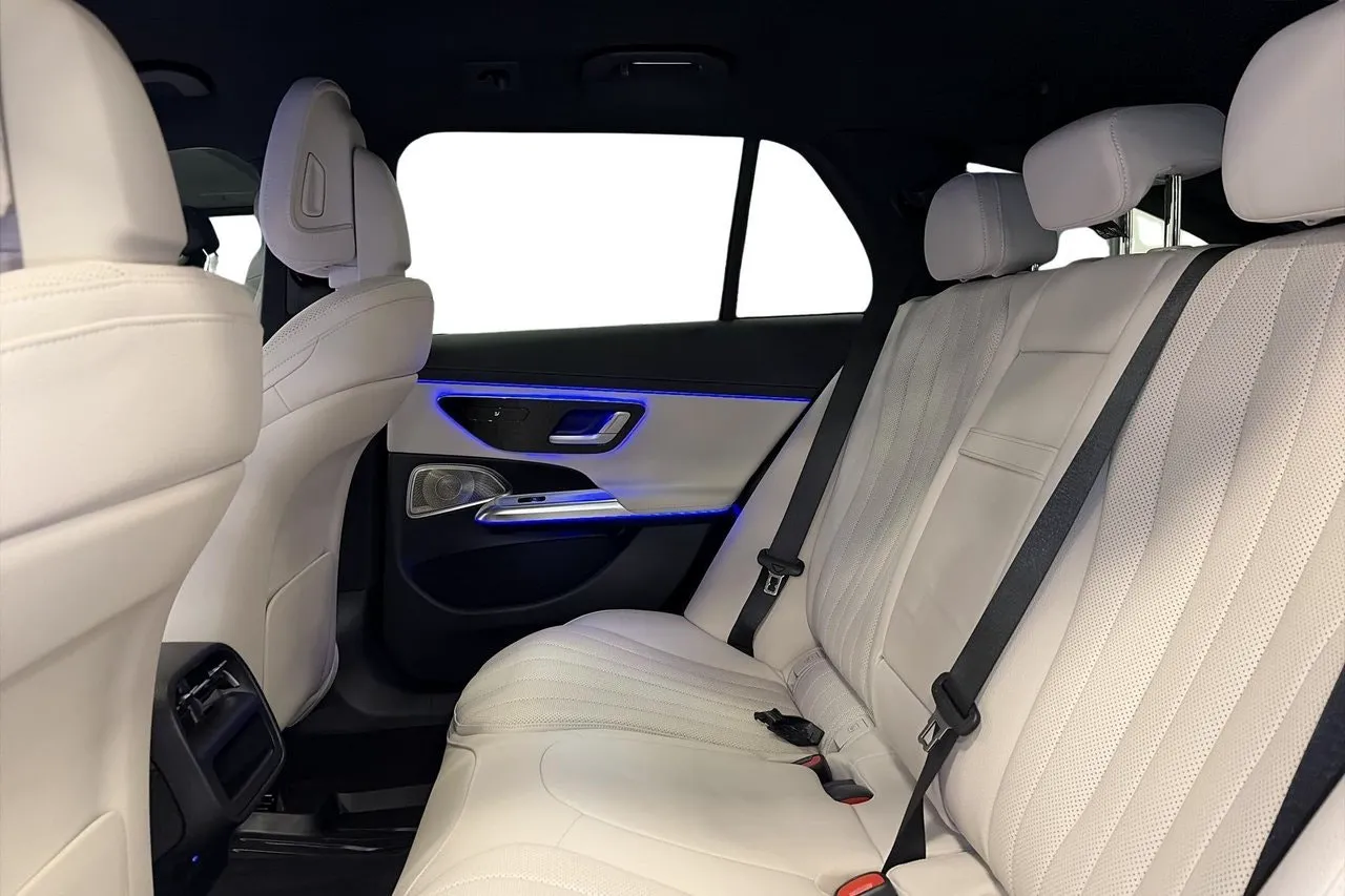 Mercedes E300 bild 9