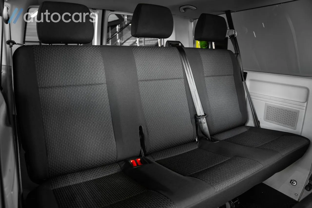 Volkswagen Caravelle bild 26