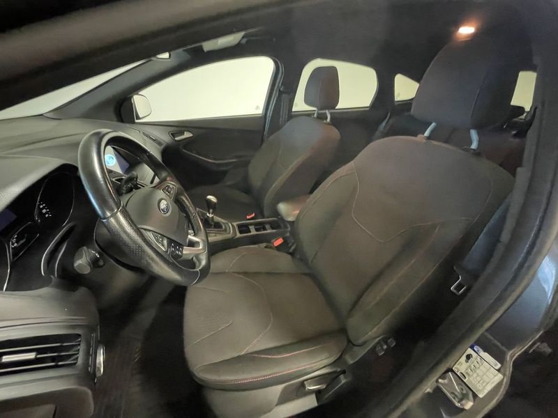 Ford Focus bild 4