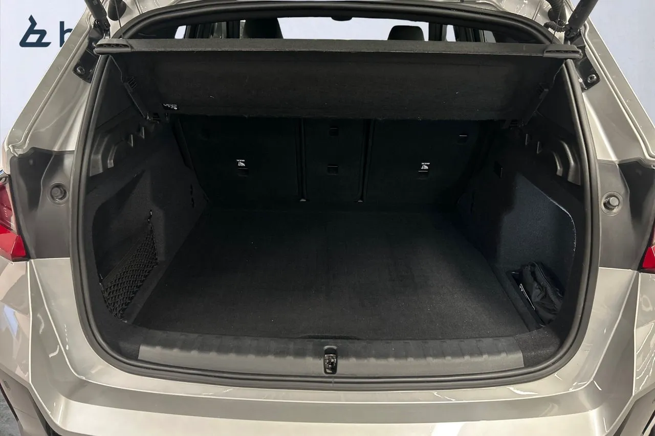 BMW iX1 bild 10