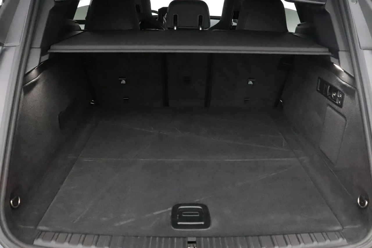 BMW iX bild 20
