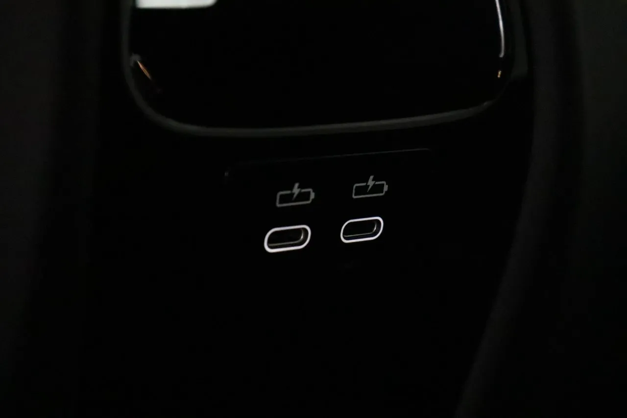 BMW iX bild 30