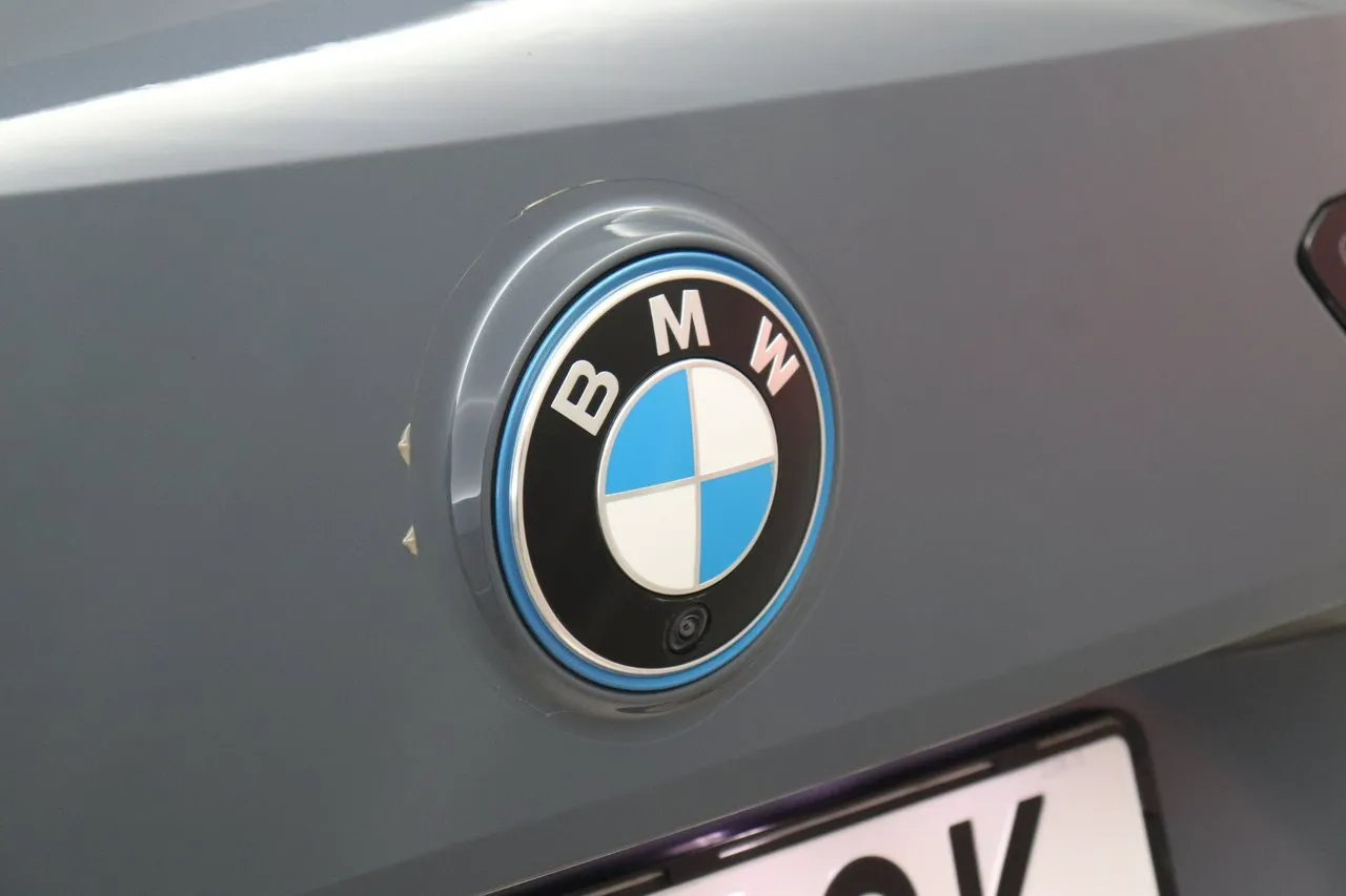 BMW iX bild 9