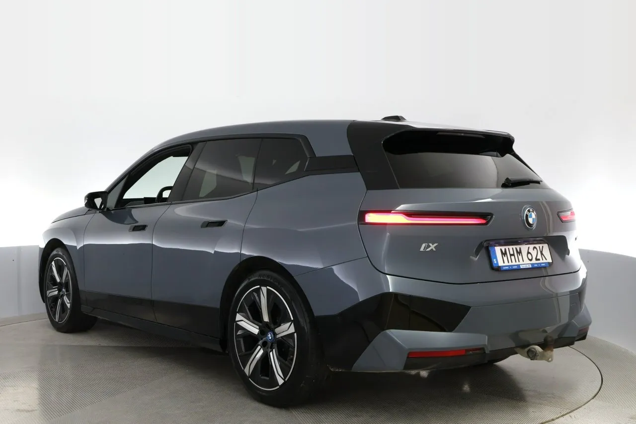 BMW iX bild 3