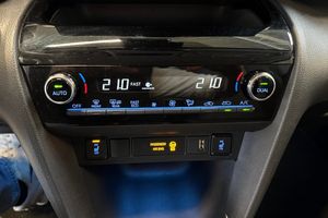 Toyota Yaris Cross bild 15