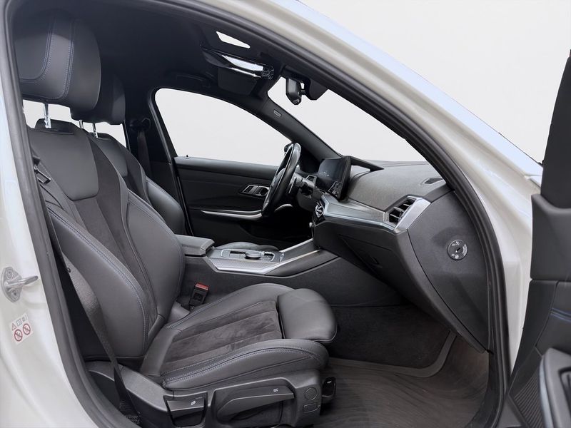 BMW 330 bild 15