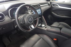 MG ZS EV bild 2