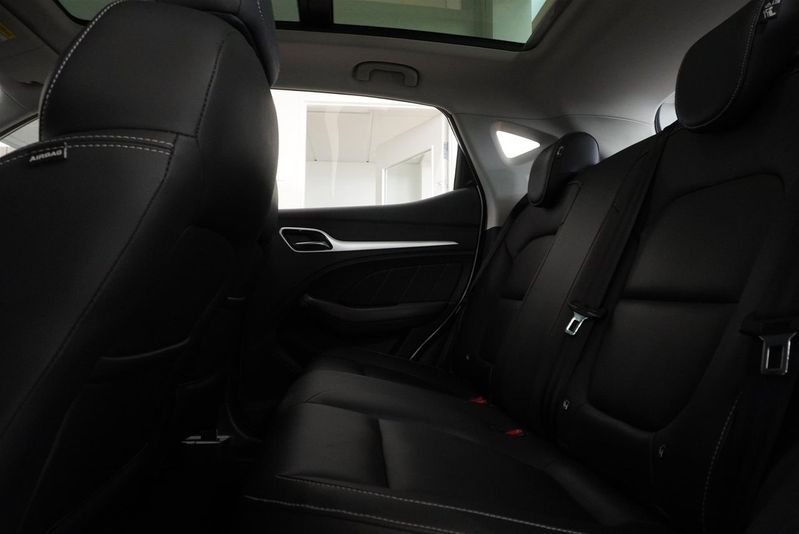 MG ZS EV bild 9