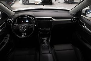 MG ZS EV bild 8