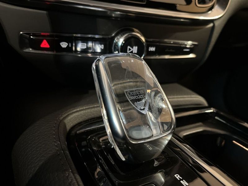 Iniscryption Volvo V60 Recharge T8 Inscription 2021, Kombi - Bilweb.se