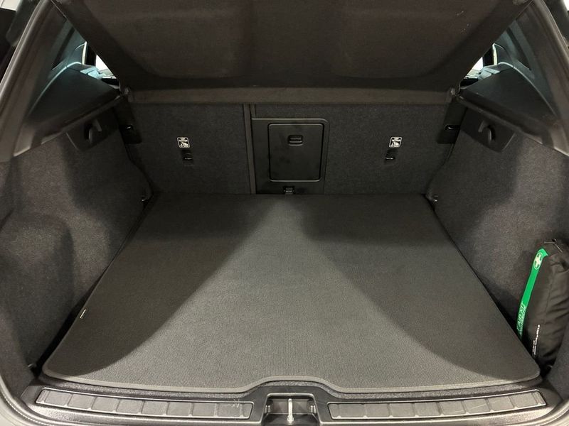 Volvo EX40 bild 12