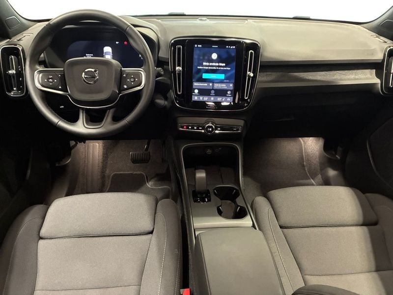 Volvo EX40 bild 4