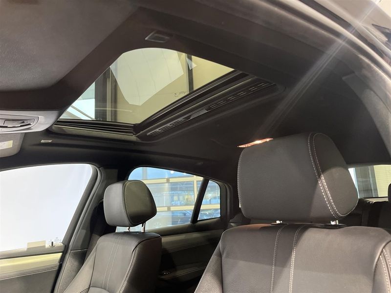 BMW X4 bild 9