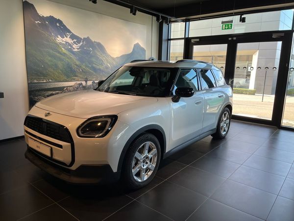 MINI Countryman E Classic Trim Paket M Vinterhjul ingår!* - 2025