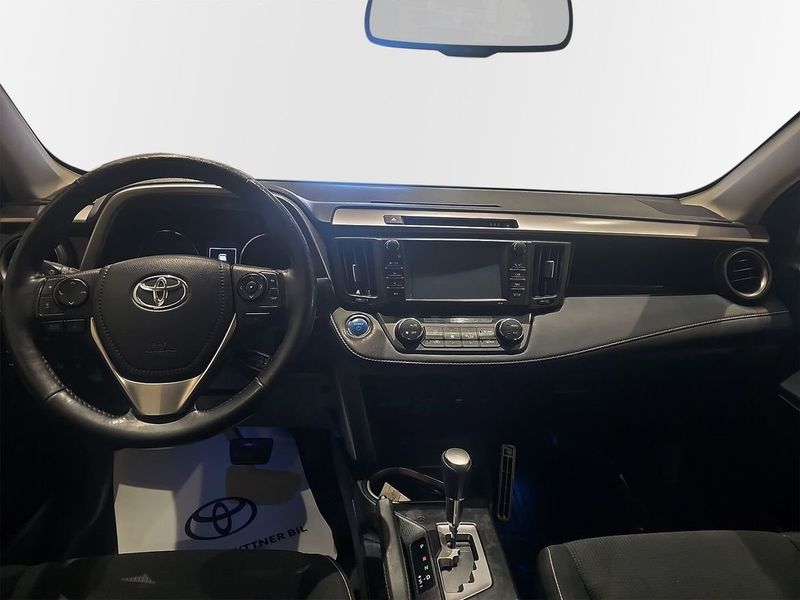 Toyota RAV4 bild 8