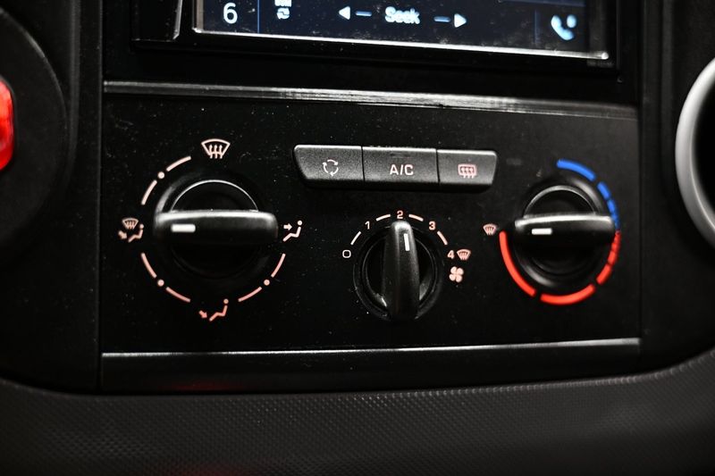 Peugeot Partner bild 19