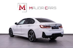 BMW 330 bild 4