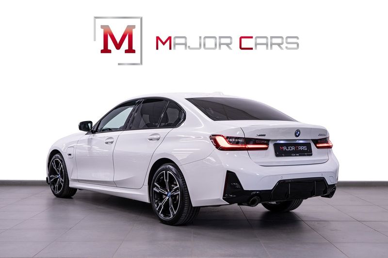 BMW 330 bild 4