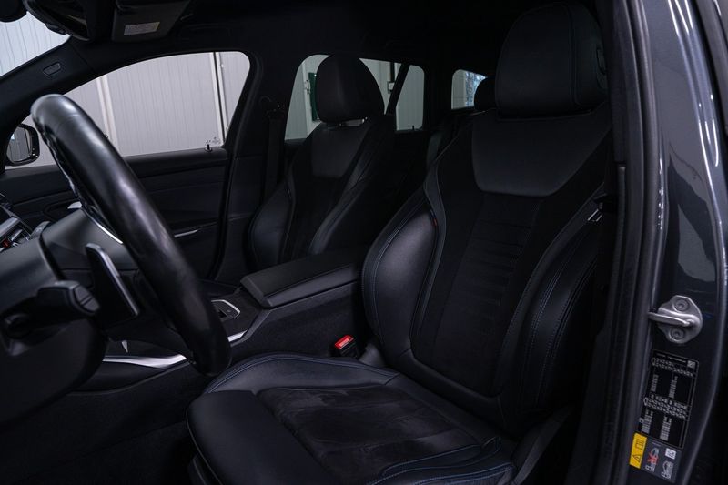 BMW 330 bild 14