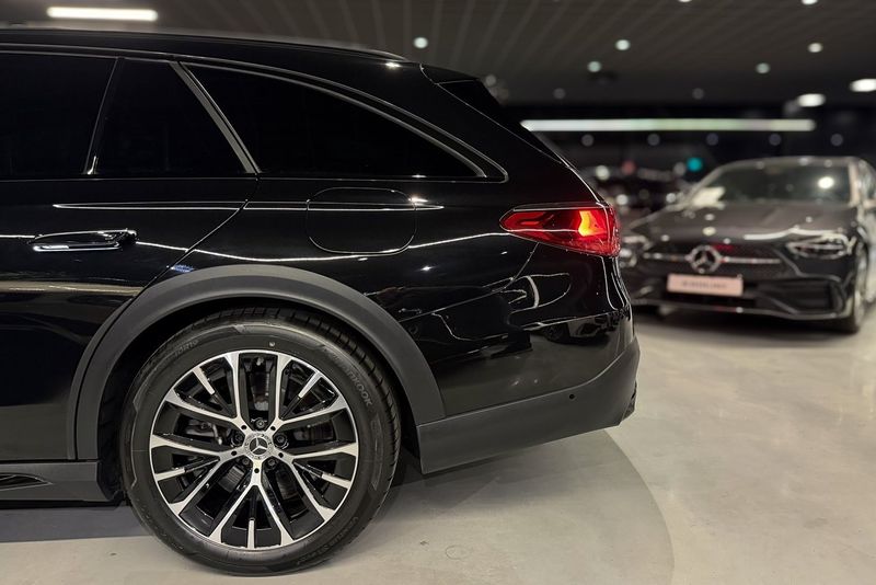 Mercedes E300 bild 7