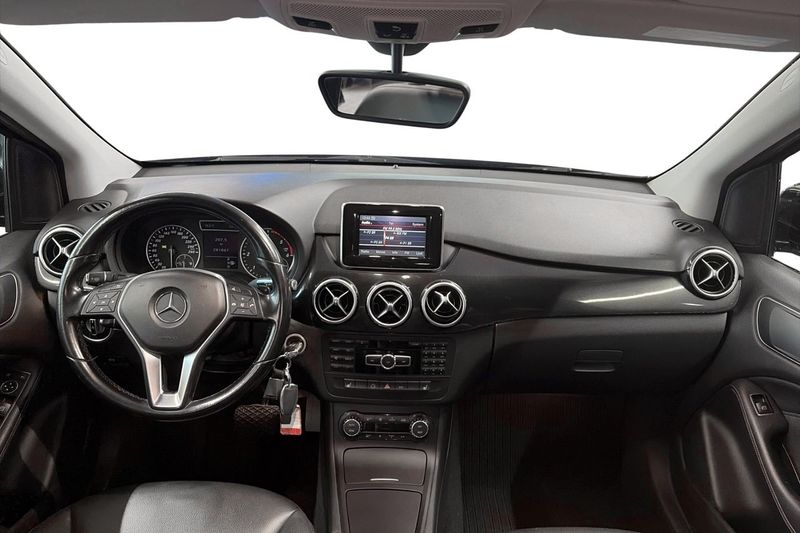 Mercedes B180 bild 5