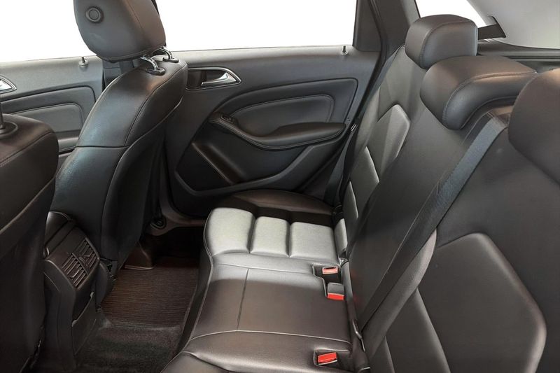 Mercedes B180 bild 9