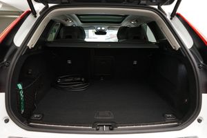 Volvo XC60 bild 8