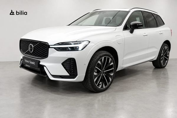 Volvo XC60 T6 Plus Dark Nordic Edition, Panoramaglastak, Dragkrok - 2026