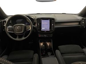 Volvo EX40 bild 6