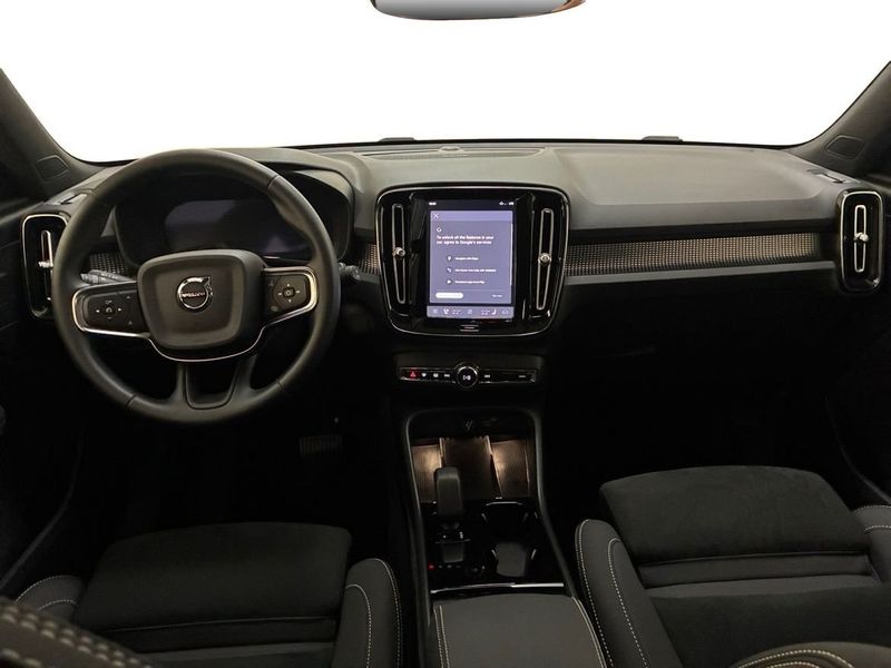 Volvo EX40 bild 6