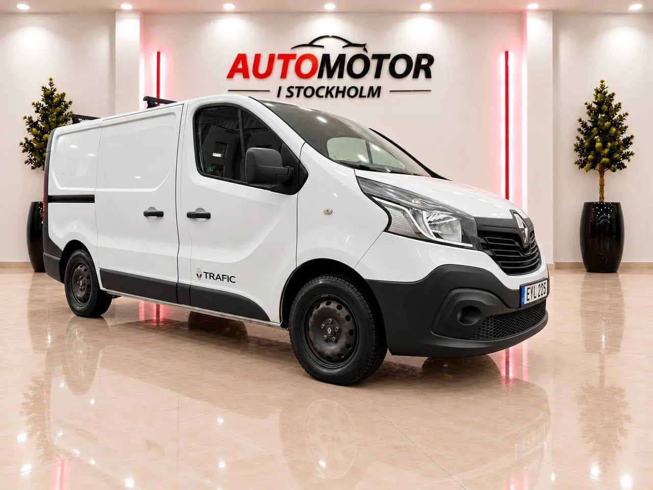 Renault Trafic bild 2