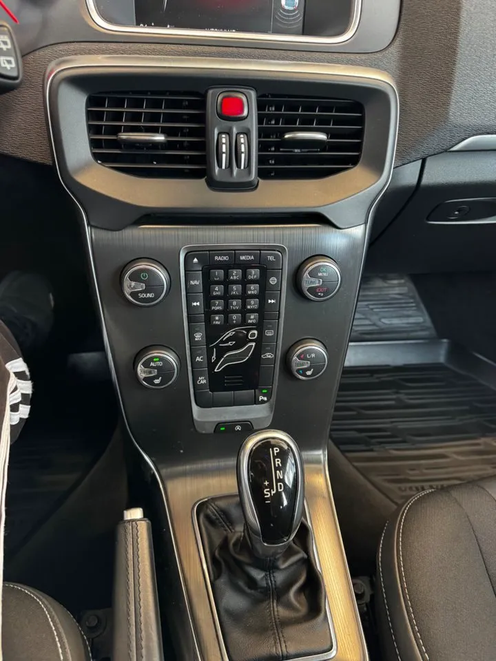 Volvo V40 bild 9