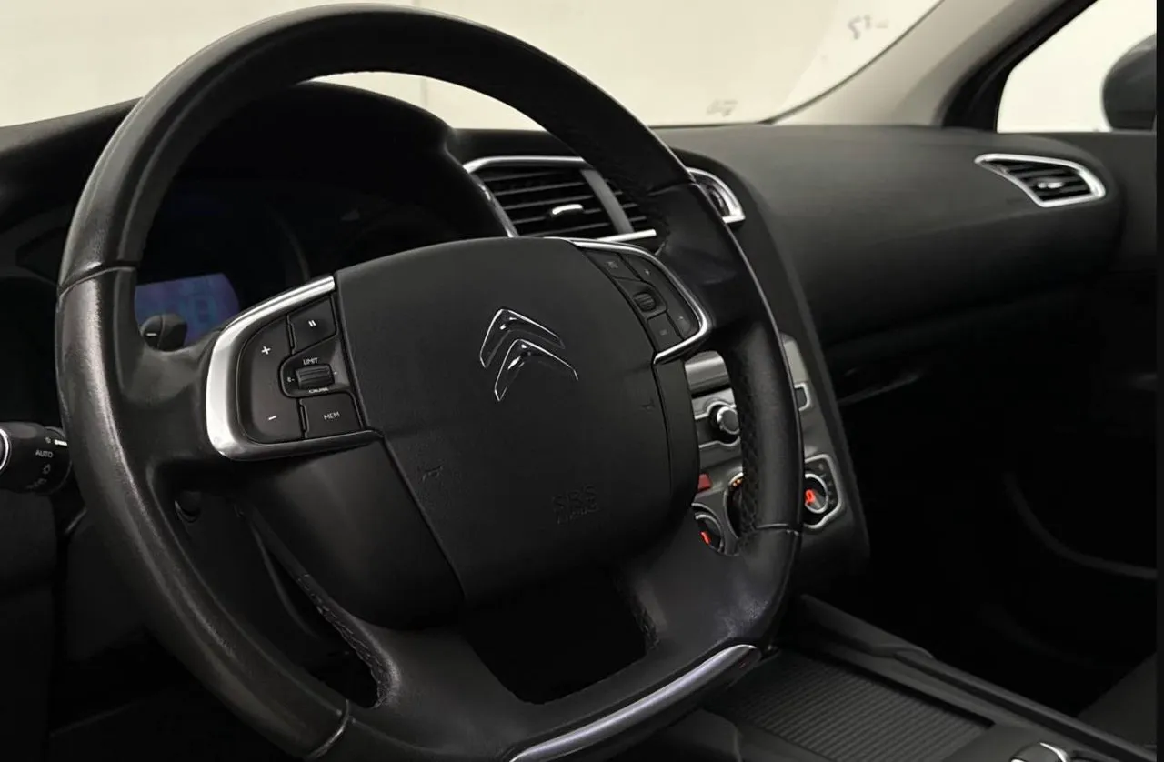 Citroen C4 bild 11