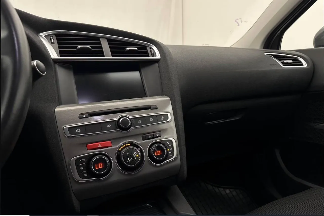 Citroen C4 bild 8
