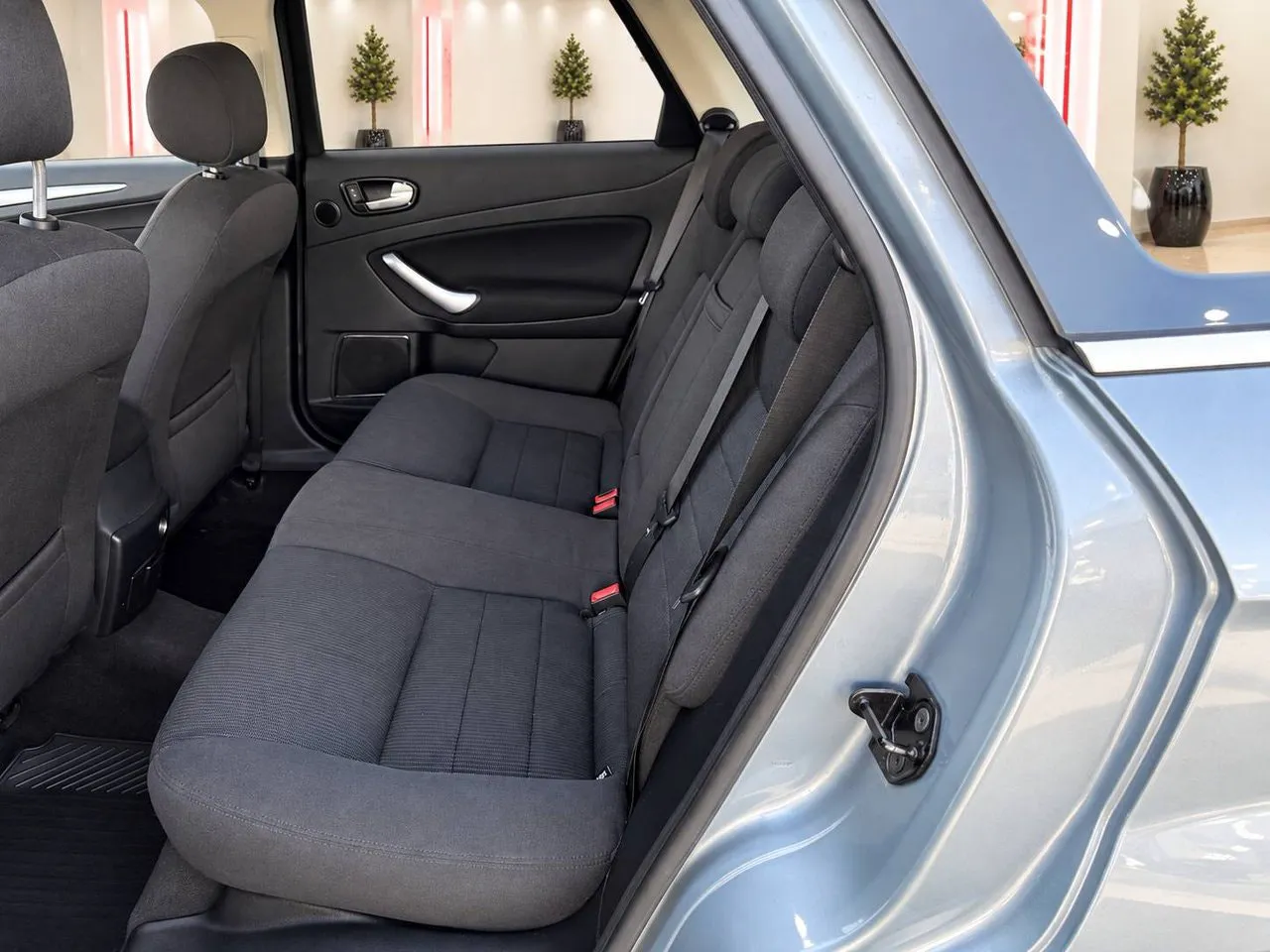 Ford Mondeo bild 6