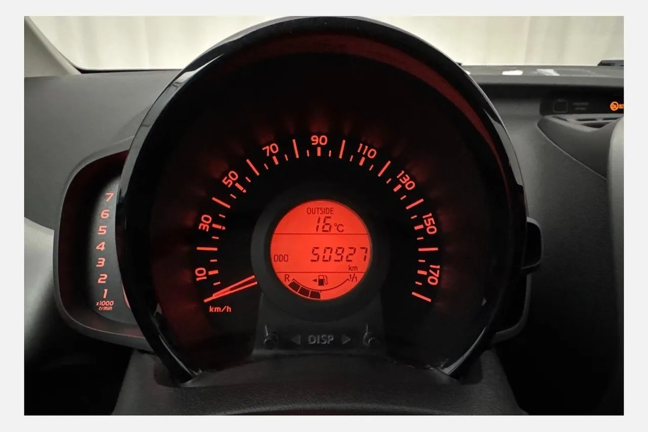 Toyota Aygo X bild 7