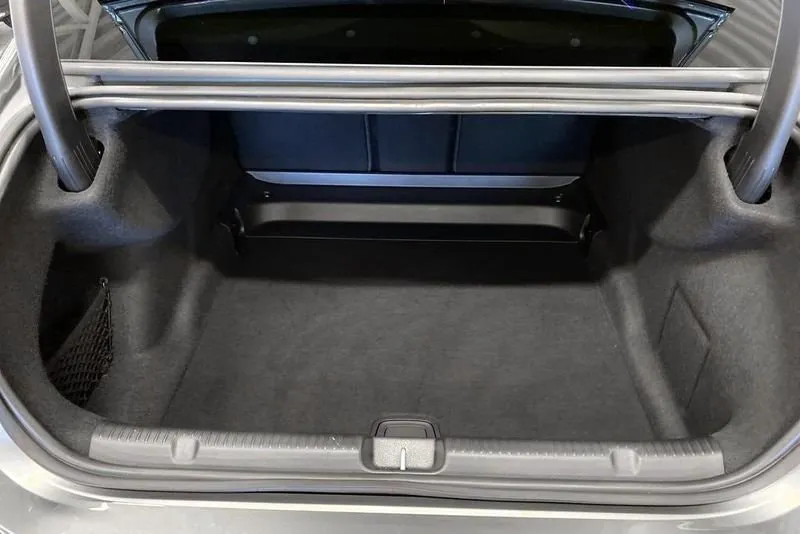 Mercedes EQE350+ bild 14