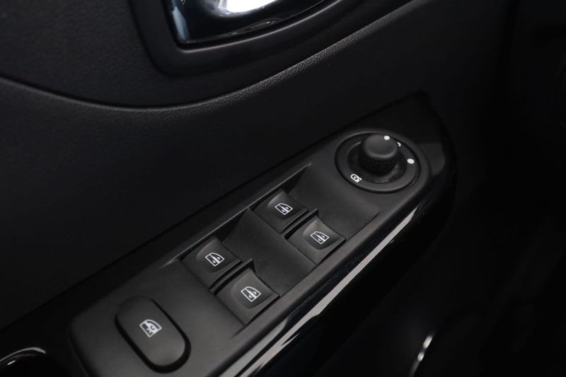 Renault Captur bild 33