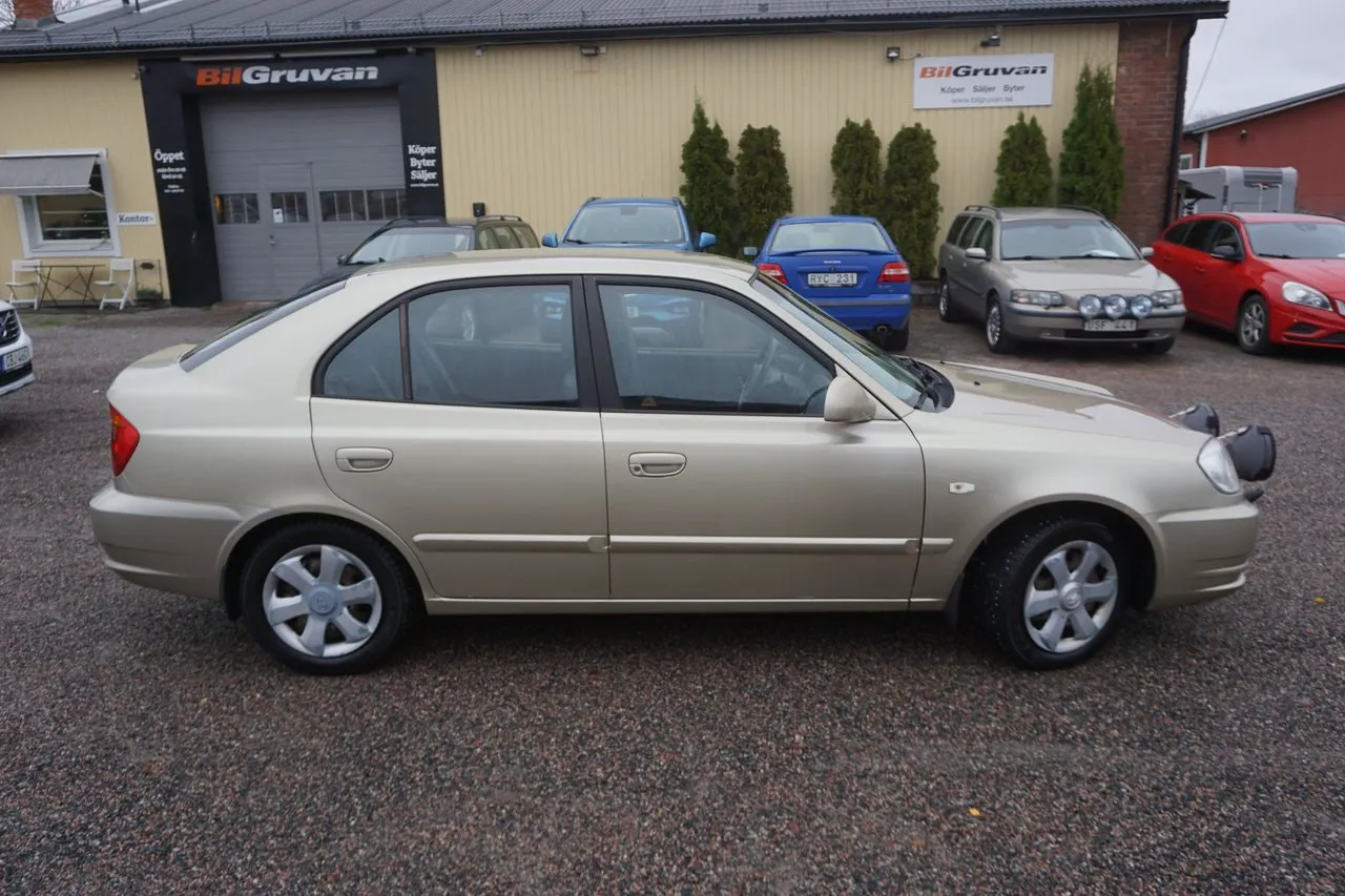 Hyundai Accent bild 2