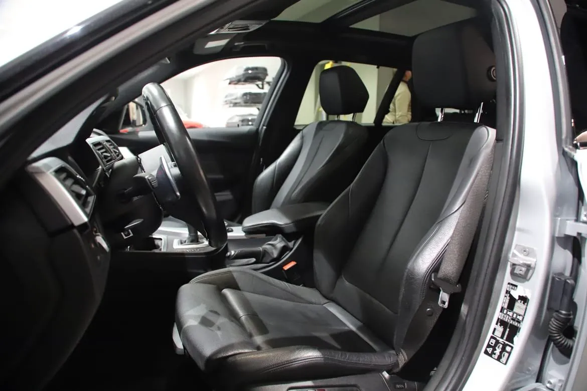 BMW 320 bild 14