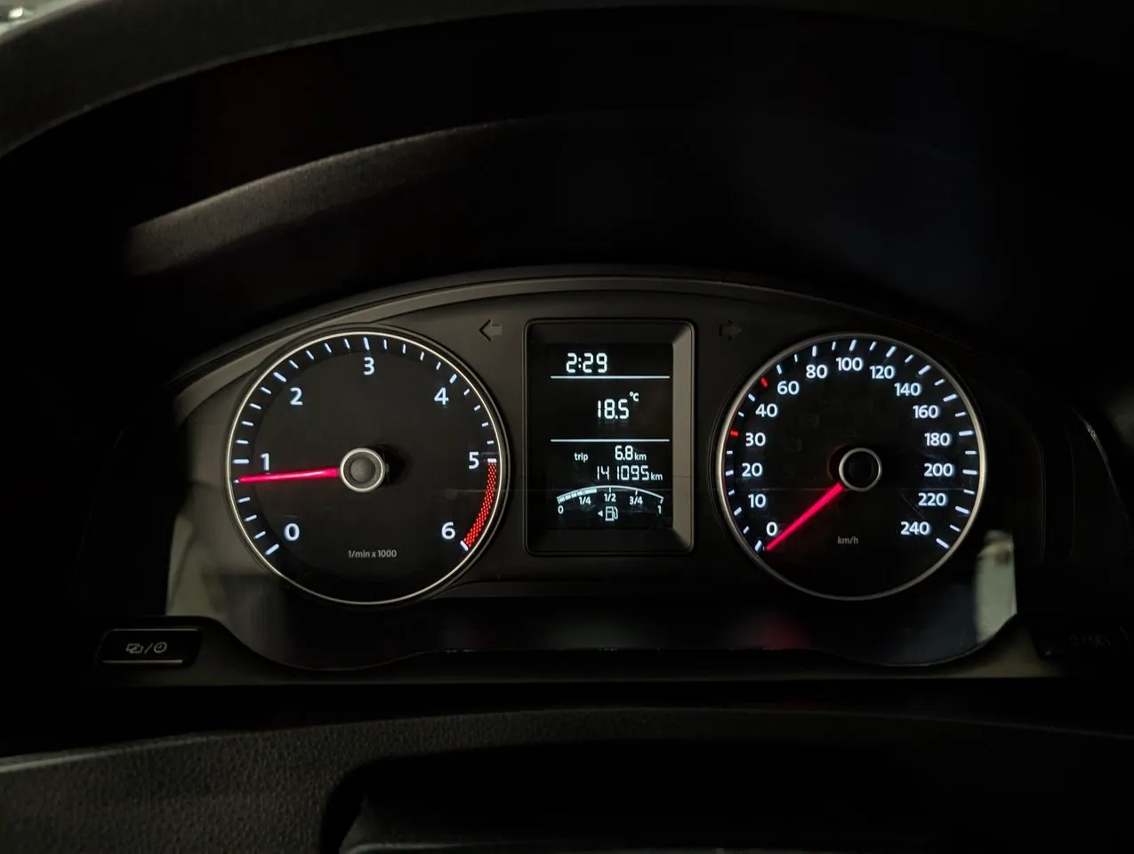 Volkswagen Caravelle bild 11