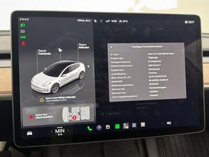 Tesla Model 3 bild 28