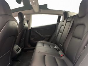 Tesla Model 3 bild 14