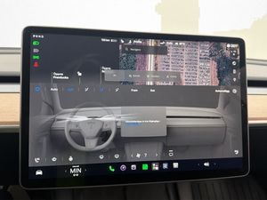 Tesla Model 3 bild 24