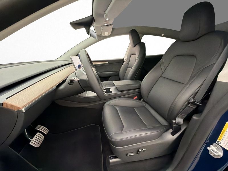 Tesla Model Y bild 29