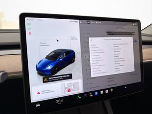 Tesla Model Y bild 20